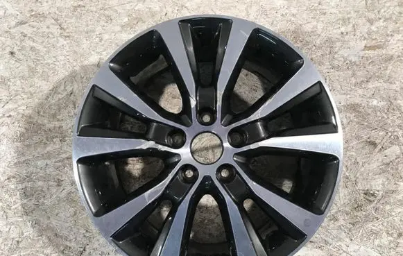 Hyundai ix35 R17 alloy rim 