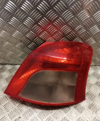 Toyota Yaris Rear/tail lights