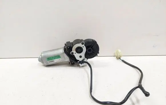 Hyundai Santa Fe Seat adjustment motor 88409CM300 8500099 0512170170R