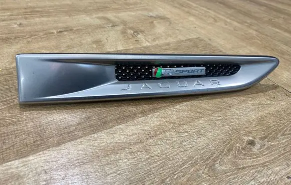 Jaguar XE Fender trim (molding) GX73280B10A