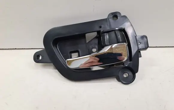 Front door interior handle