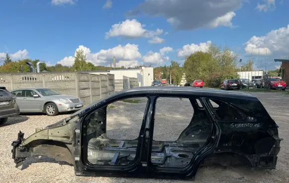 KIA Sorento Body 