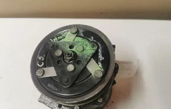 Citroen C5 Air conditioning (A/C) compressor (pump) 9656572680 R134A