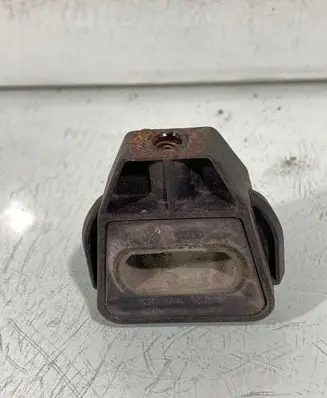 Volkswagen Bora Radiator mount bracket 1j0806157a 1u0121367a