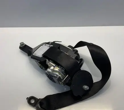 Mercedes-Benz E W212 Front seatbelt A2128600886 2128600886