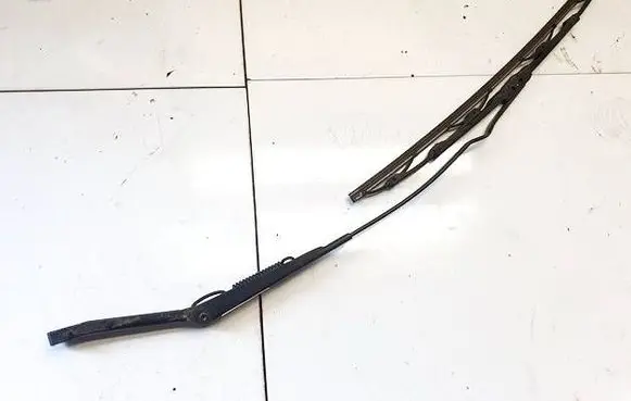 Opel Astra G Front wiper blade arm 90559554