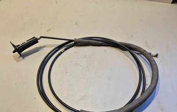 KIA Sportage Fuel cap flap release cable