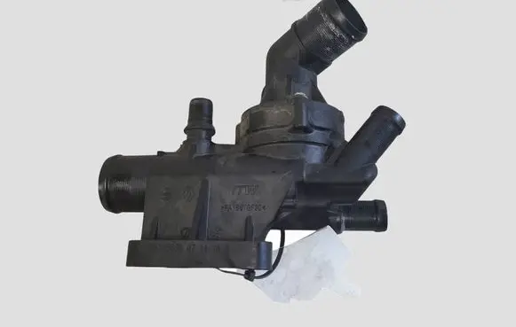 Nissan X-Trail T31 Thermostat/thermostat housing 110614599R