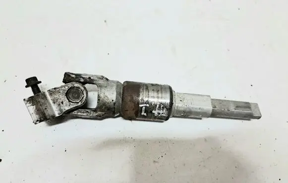 Volvo V70 Steering column universal joint