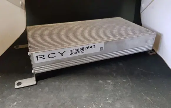 Chrysler Pacifica Sound amplifier 04685876AG