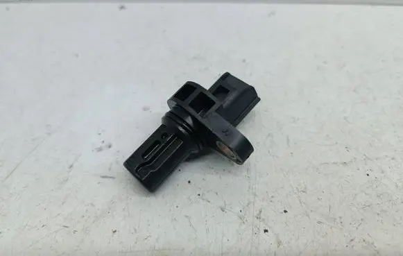 Mitsubishi Space Star Crankshaft position sensor MR985041