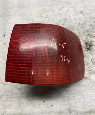 Audi A6 S6 C4 4A Rear/tail lights 4A9945096