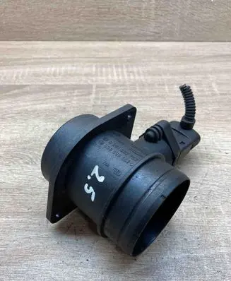 Ford Galaxy Mass air flow meter 038906461C 0281002757