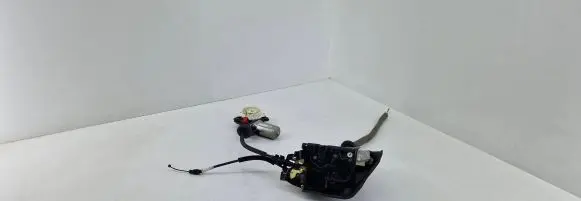 Audi A8 S8 D4 4H Rear door lock 4H0839016C 4F0837060