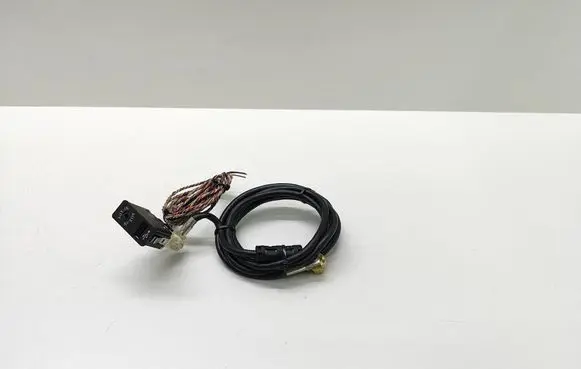 BMW 5 F10 F11 USB socket connector 9237654 923765401 84109237654