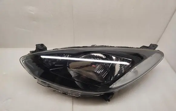 Mazda 2 Headlight/headlamp STANLEY