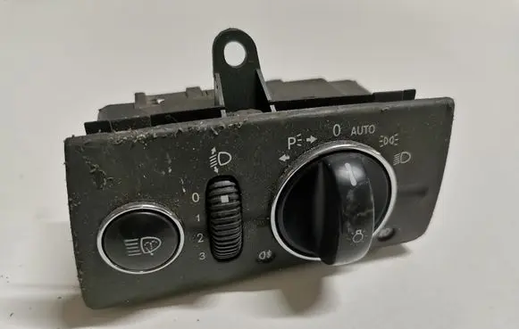 Mercedes-Benz E W211 Light switch 2115450504