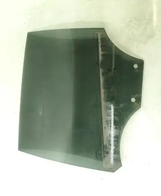 Peugeot 208 Rear door window glass