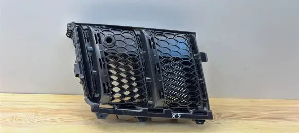 Audi R8 4S Front bumper lower grill 4S0807684A