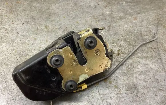 Front door lock