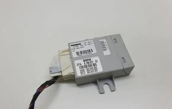 BMW 5 F10 F11 Air suspension control unit module (rear) 6799677 3714679967701 37146799677