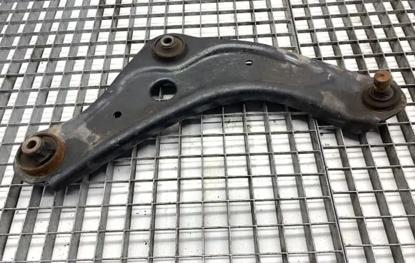 Nissan Qashqai Front control arm 