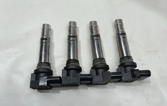 Skoda Octavia Mk2 (1Z) High voltage ignition coil 036905715F 78292004 002F3L