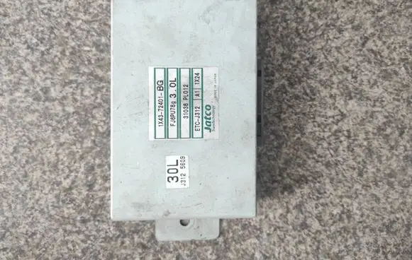 Jaguar X-Type Gearbox control unit/module 1X4372401BG 31036PL012 FJ6PU7893