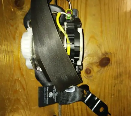 Skoda Roomster (5J) Front seatbelt 5J0857702B