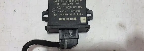 Mercedes-Benz E W211 Light module LCM A2118200985