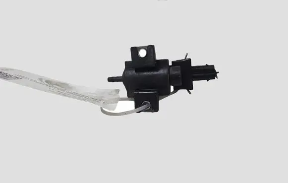 Toyota Avensis T270 Turbo solenoid valve 258600R010