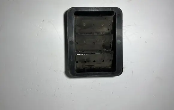 Mitsubishi Lancer Evolution X Quarter panel pressure vent 