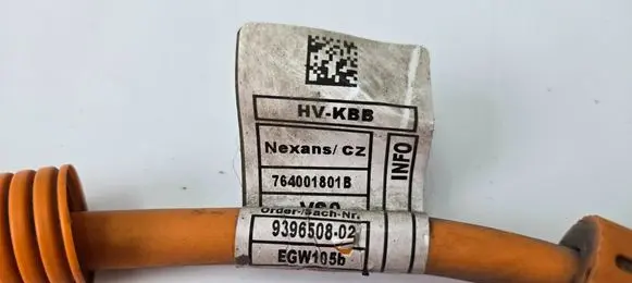 BMW i3 Electric car charge socket 9270564 9396508 764001801B