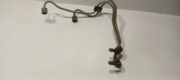 Toyota Land Cruiser (BJ70) Fuel line pipe