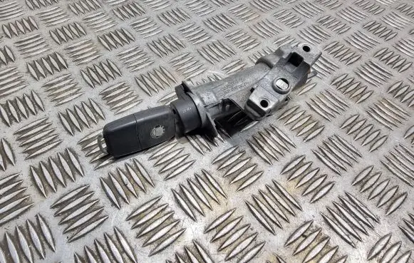 Skoda Roomster (5J) Ignition lock 4b0905851c