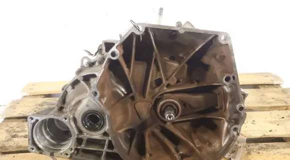 Honda CR-V Manual 6 speed gearbox ZWX18402499