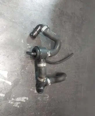 Audi A4 S4 B6 8E 8H Valve vacuum 058145710 06B145712B 06B145693