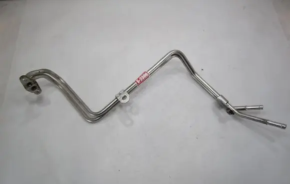 Volkswagen Golf VII Engine coolant pipe/hose 04E122157M 24031520