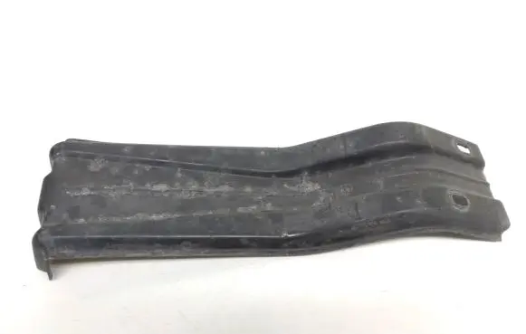 Opel Vivaro Radiator mount bracket