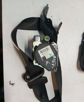 Volvo V60 Rear seatbelt 616159000