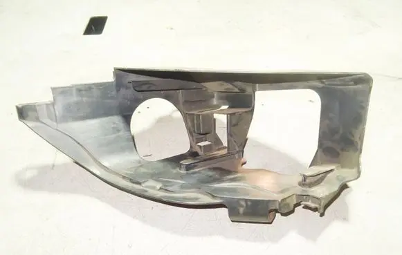 Audi Q7 4L Air intake duct part