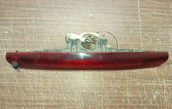 Renault Espace - Grand espace IV Third/center stoplight 8200036509 89033659