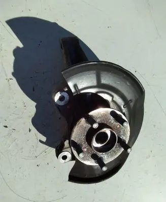Lexus CT 200H Front wheel hub F05L 0B2448
