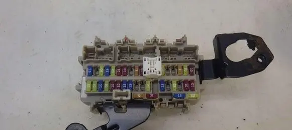 Renault Kadjar Fuse box set 252321164R
