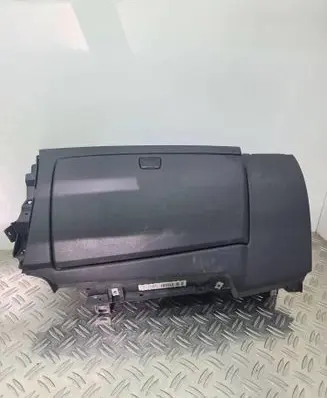 BMW 1 E81 E87 Glove box set 7135696 75064014 P010118453