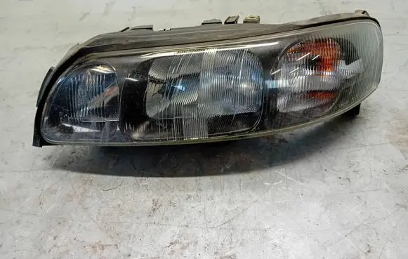 Volvo S60 Headlight/headlamp 8659606 89006822