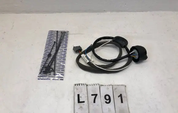 Volvo XC60 Parking sensor (PDC) wiring loom 31324671