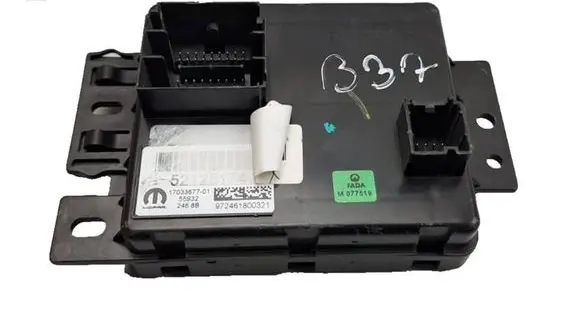 Jeep Renegade Central body control module 52128174