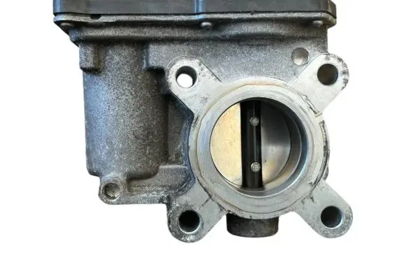 Renault Clio IV Throttle valve 161206038R 5F1200287 H8201171233
