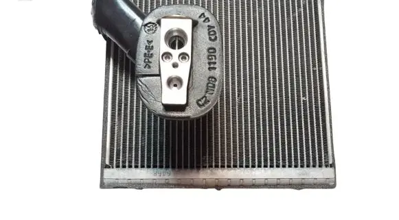 Volkswagen PASSAT B8 Air conditioning (A/C) radiator (interior) J2842 5Q2816100
